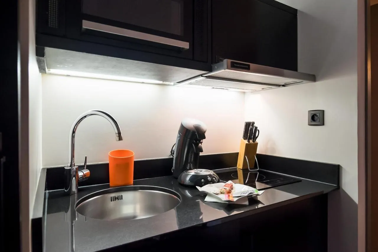 Vieille Bourse - Studio Close To Stations And Old City - Welkeys Lille Apartment