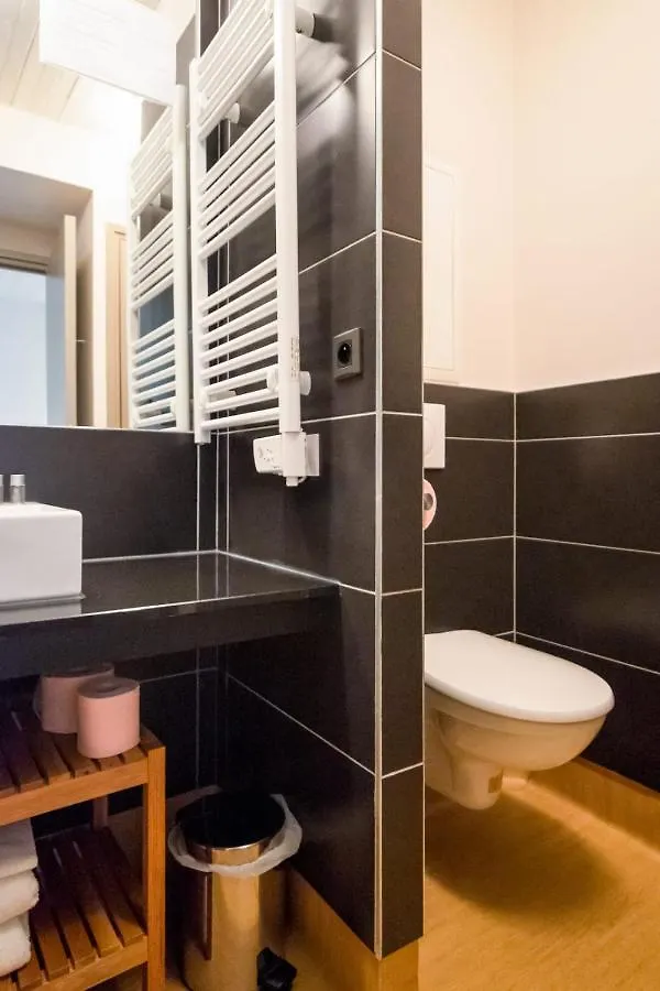 Vieille Bourse - Studio Close To Stations And Old City - Welkeys Lille Apartment