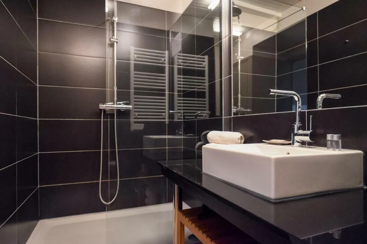Vieille Bourse - Studio Close To Stations And Old City - Welkeys Lille 0*,  France